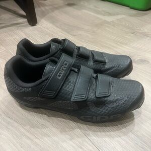 Men’s Giro Ranger Black Cycling Shoes with Straps